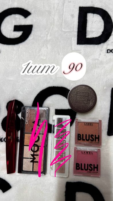 Косметика за дешево, тональний блиск туш хайлайтер тіні пудра румʼяна