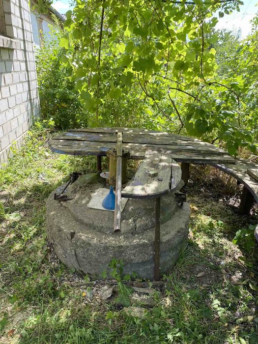 Продам будинок під реконструкцію