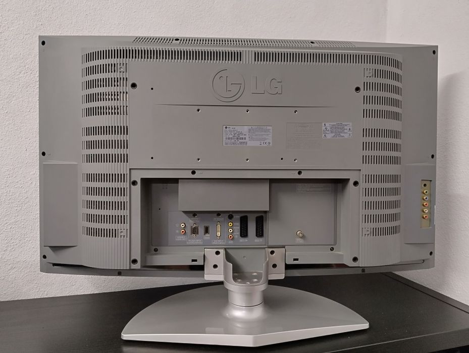 TV LG 32 Polegadas - Bom Estado