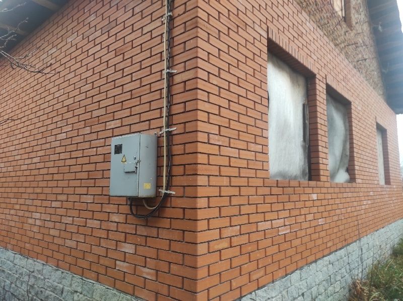 Продам будинок в м. Мерефа.