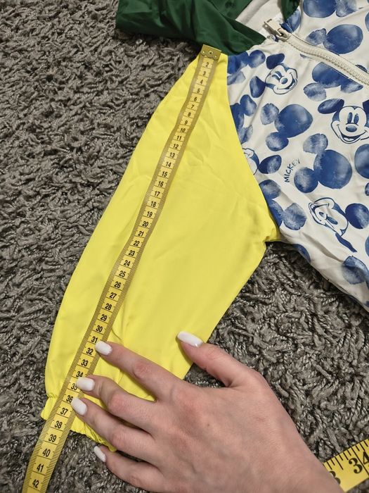 Дитяча курточка весняна вітровка фірми Zara 92