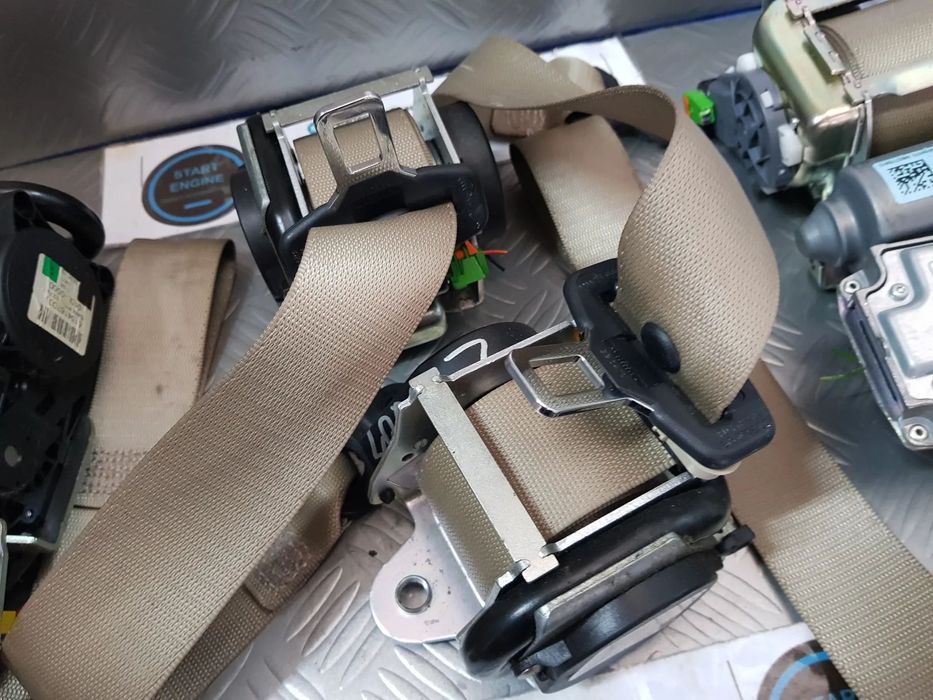 Cintos Pretensor Mercedes Classe E coupe W207