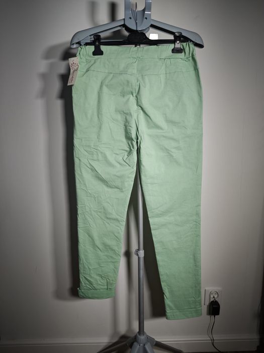 Nowe spodnie gnieciuchy miętowe new collection roz 4xl