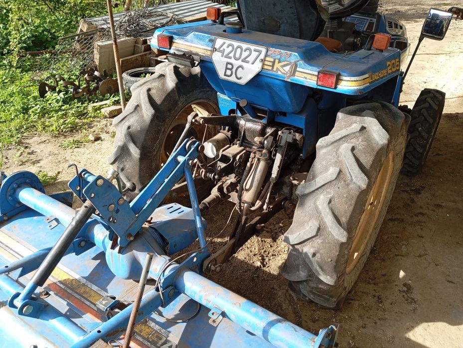 Продам або обміняю на більший трактор.Терміново!