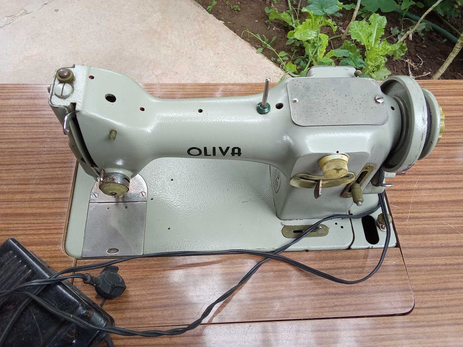 Máquina de Costura Oliva CL.50 Automática