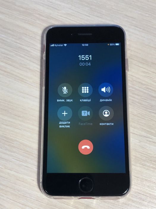 Iphone 8 64gb neverlock, батарея 90%