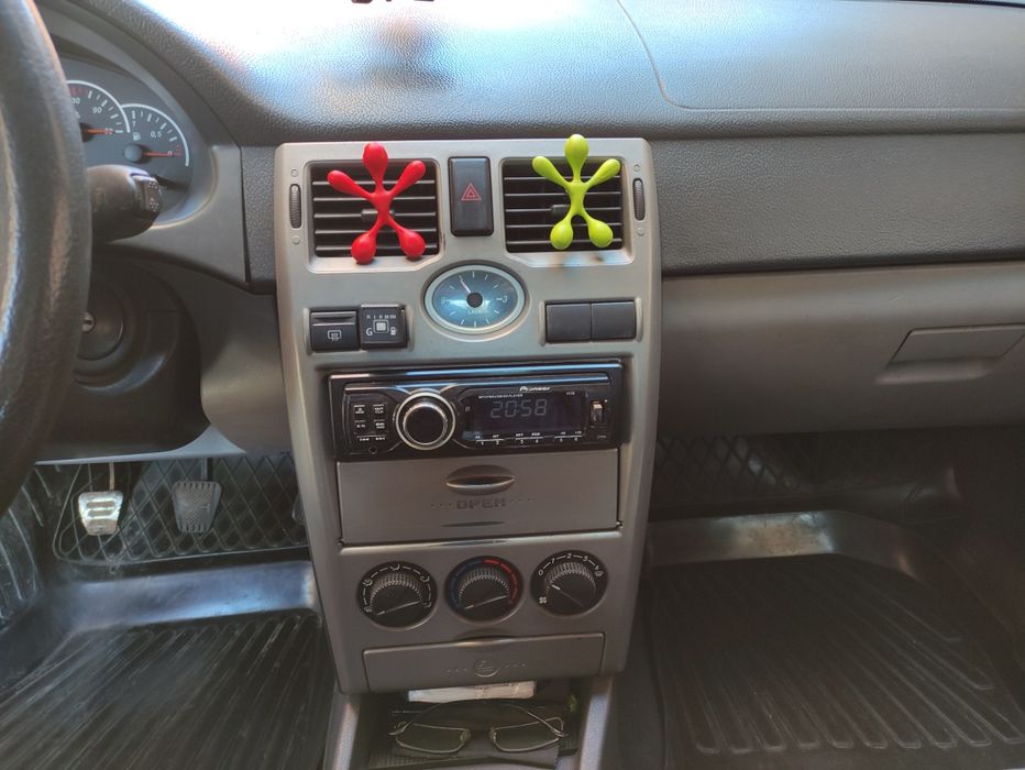 Продам Lada  Priora 2010