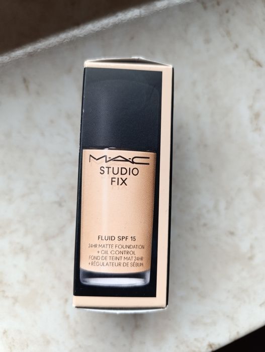 Podkład MAC studio fix nw13