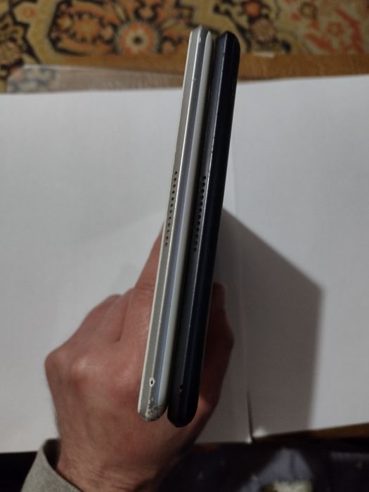 У продажу 2 планшети леново tb8504x(tab4)