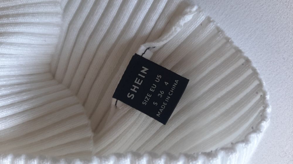 Top de Malha Canelada Branco SHEIN
