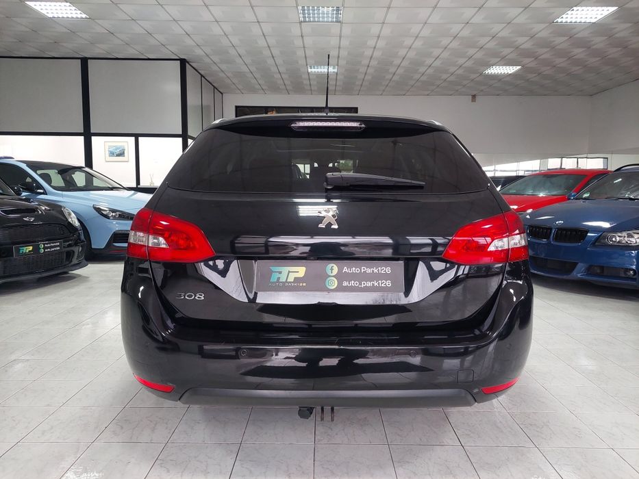 Peugeot 308 SW Allure 1.5 BlueHDi 130cv Tecto Panorâmico