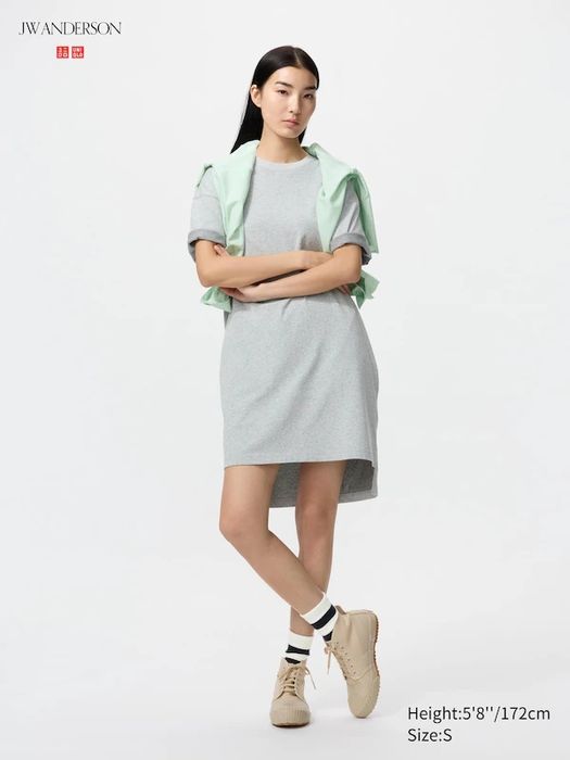 Сукня-футболка UNIQLO та JW Anderson 484003