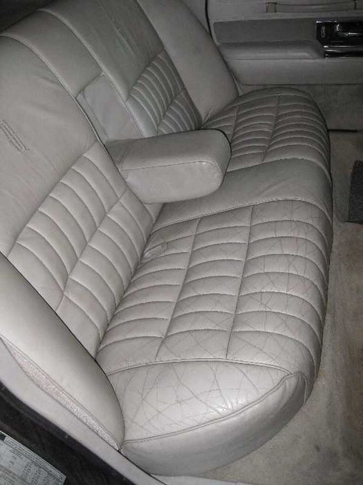 lincoln town car 1992 4.6 вишневый не на ходу