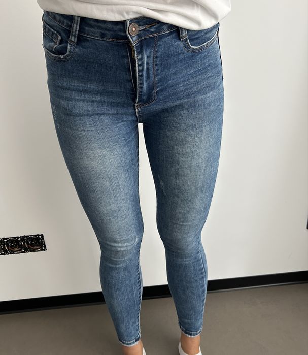 Spodnie jeansowe