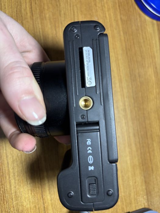 aparat cyfrowy 16xzoom optyczny  4K 48MP 32GB czarny