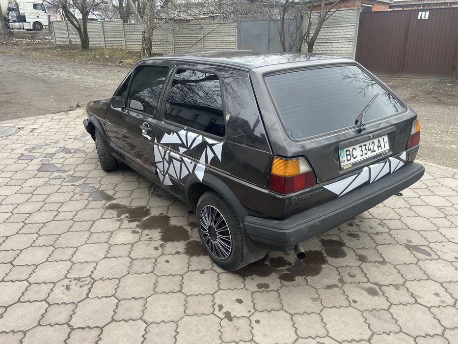 Volkswagen Golf 2. 1.6 Бензин.