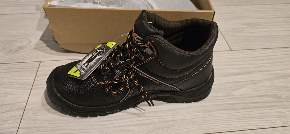 Nowe buty robocze rozmiar 41