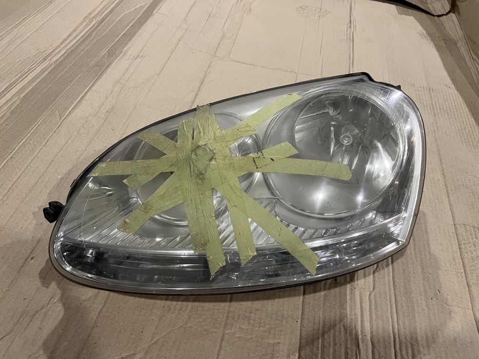 Фара ліва Vw Golf 5 V в наявності!