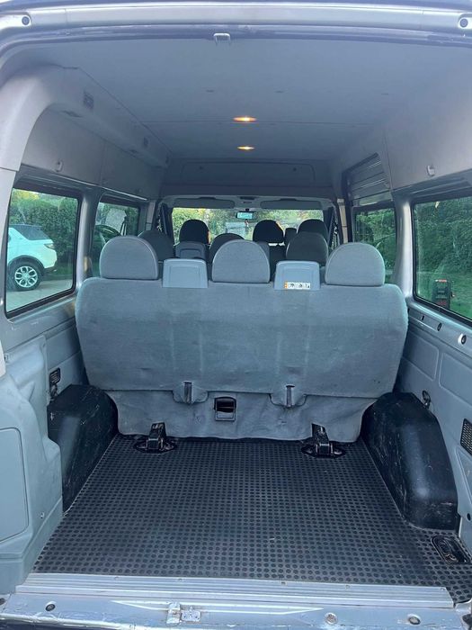 Ford Transit 9 osobowy