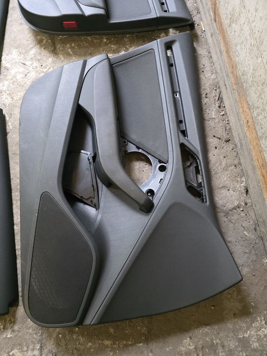 Boczki drzwi Tapicerka Audi A3 8V Sportback komplet