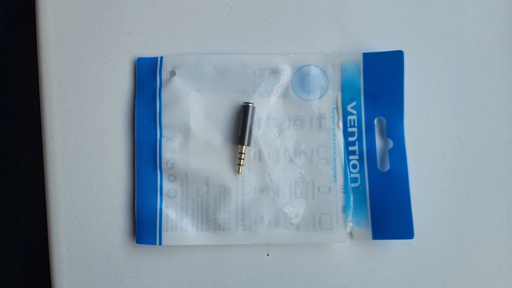 Перехідник Vention 3.5mm Male to 2.5mm Female (BFBB0)
