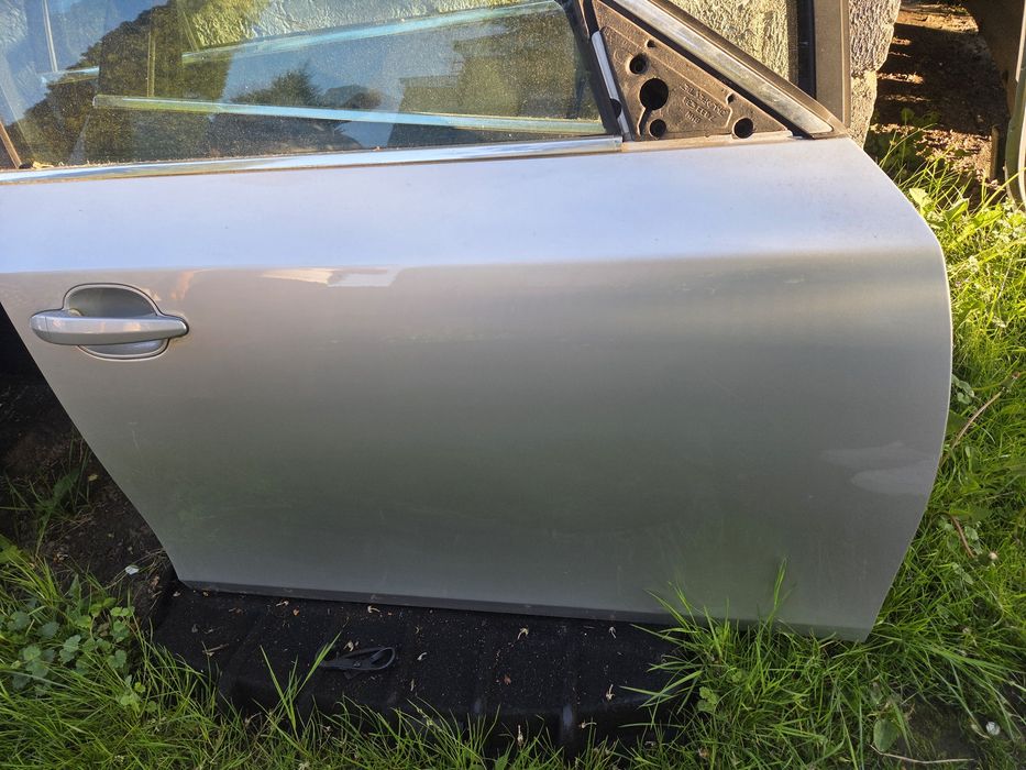 BMW e60 e61 drzwi prawe przednie pasażera prawy przód titansilber 354/7