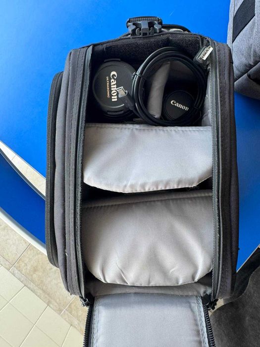 Canon EOS 1300D + 3 Lentes, Flash e Extras