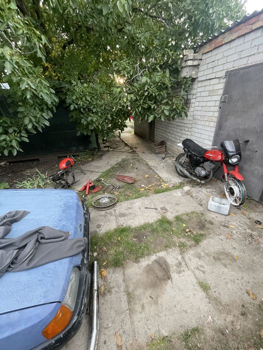 Продам 3 минска 1 на доках