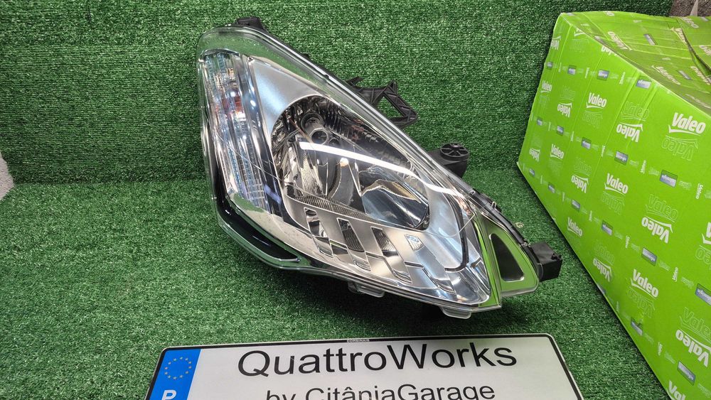 CITROEN BERLINGO/PEUGEOT PARTNER- ÓTICA DIREITA NOVA EMB. VALEO 044786