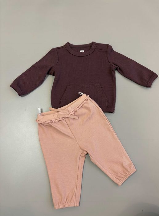 Новий комплект C&A в'язаний пуловер і штанці-джогери