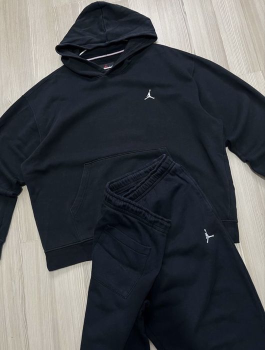 Продам костюм джордан