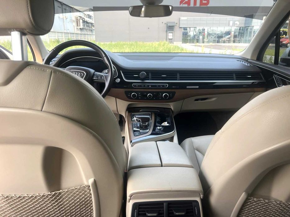 Audi Q7 2016 VIN WA1LAAF7XHD017181 фото оголошення 2 з 11
