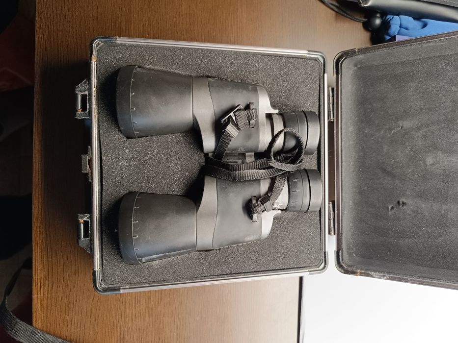 Binóculos da Vanguard