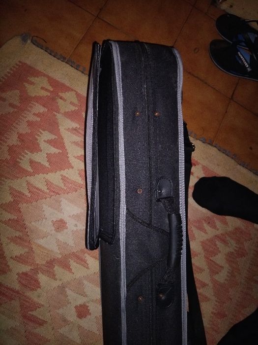 Vendo mala nova para violino