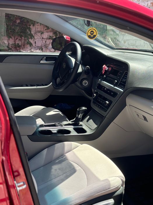 Автомобіль Hyundai sonata