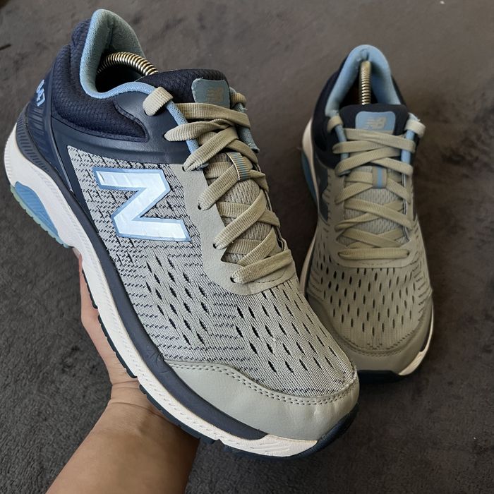 Чоловічі кросівки New Balance 847. P. 42.