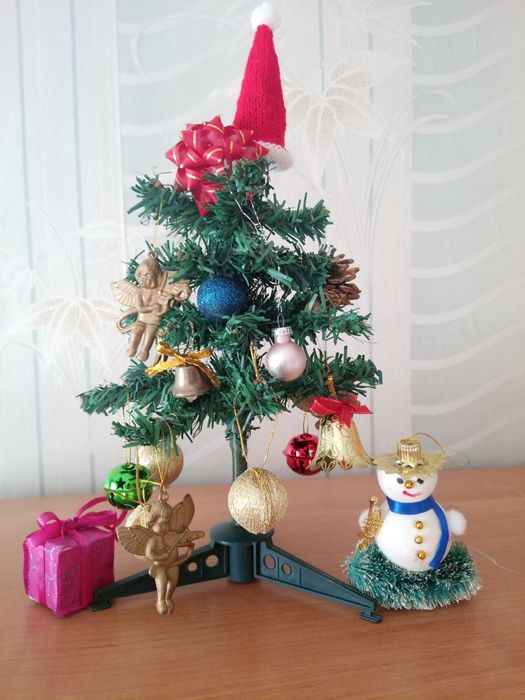 Новогодние игрушки