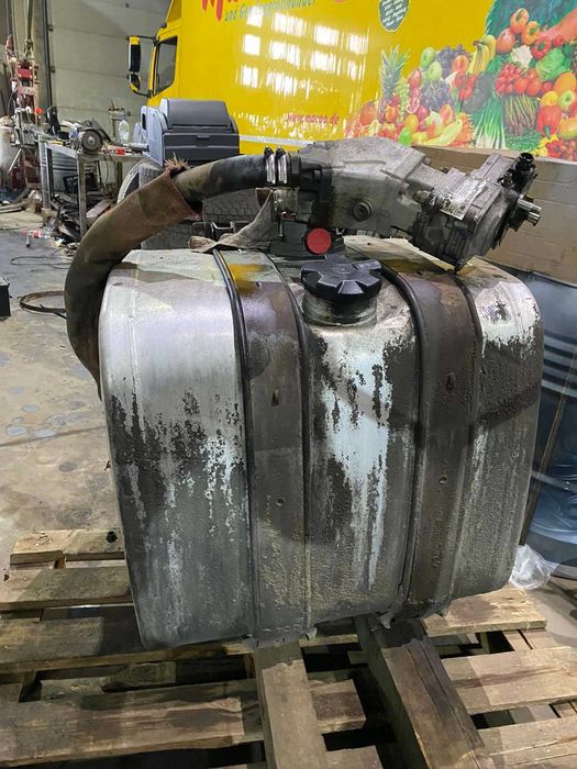 гидравлика на тягач двух контурнаяя