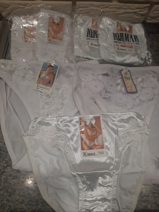 Комплекты белья новые