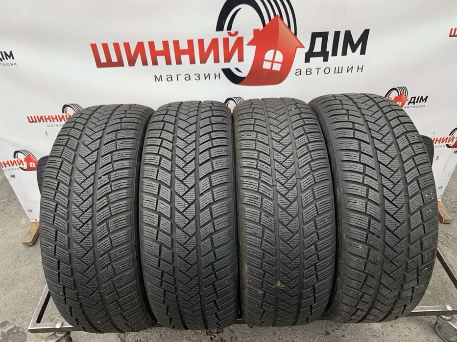 Шини 235/50 R19 пара Vredestein 2023p зима 7/6,6мм