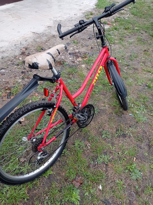 Велосипед для хлопчика дівчинки .