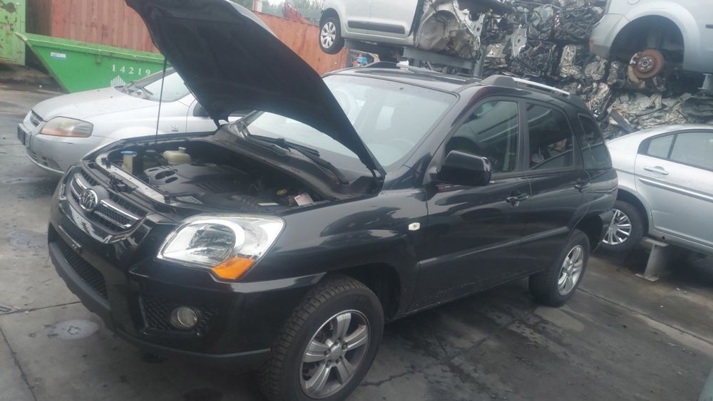 Капот Kia Sportage 2. Кіа спортейдж2Туксон