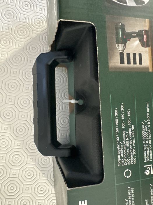 MEGA OPORTUNIDADE - Chave de Impacto PARKSIDE 20V 400 Nm com Bateria e Carregador - Novo e selado