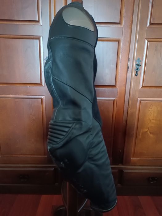 Dainese Casaco Pele Racing Tamanho 48 + Protector de Costas