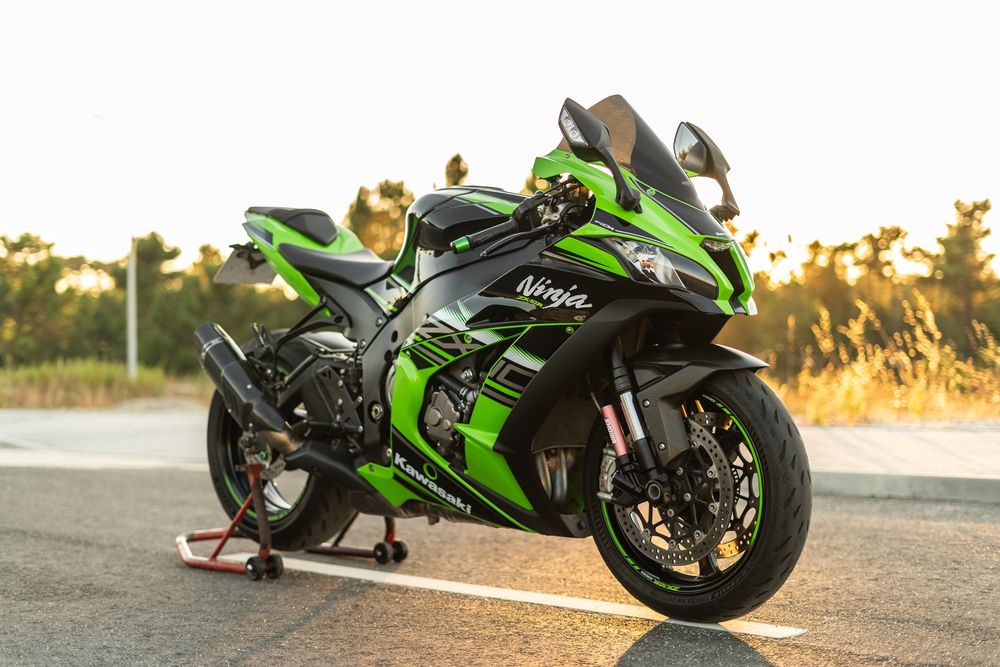 -Kawasaki zx10r-