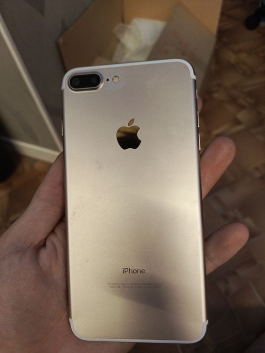 iPhone 7 plus, не включается