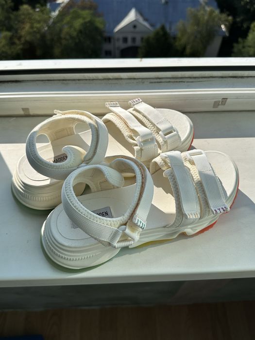 Сандалі steve madden