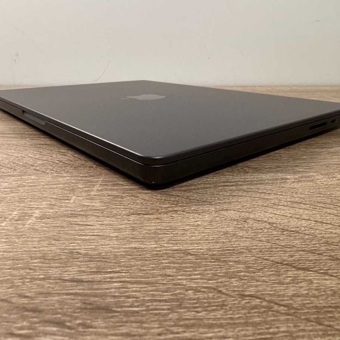Macbook Pro 14" Late 2023 M3 Pro/18Gb/SSD 512Gb акб:96% (код:M1101)