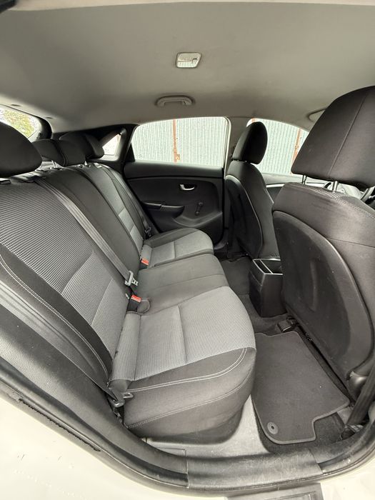 Ladny zadbany hyundai i30 lift 2015r