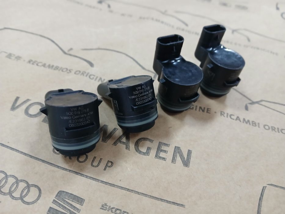 Датчик парковки парктроник VW Audi Skoda 5Q0919275B 5Q0919275C GRU